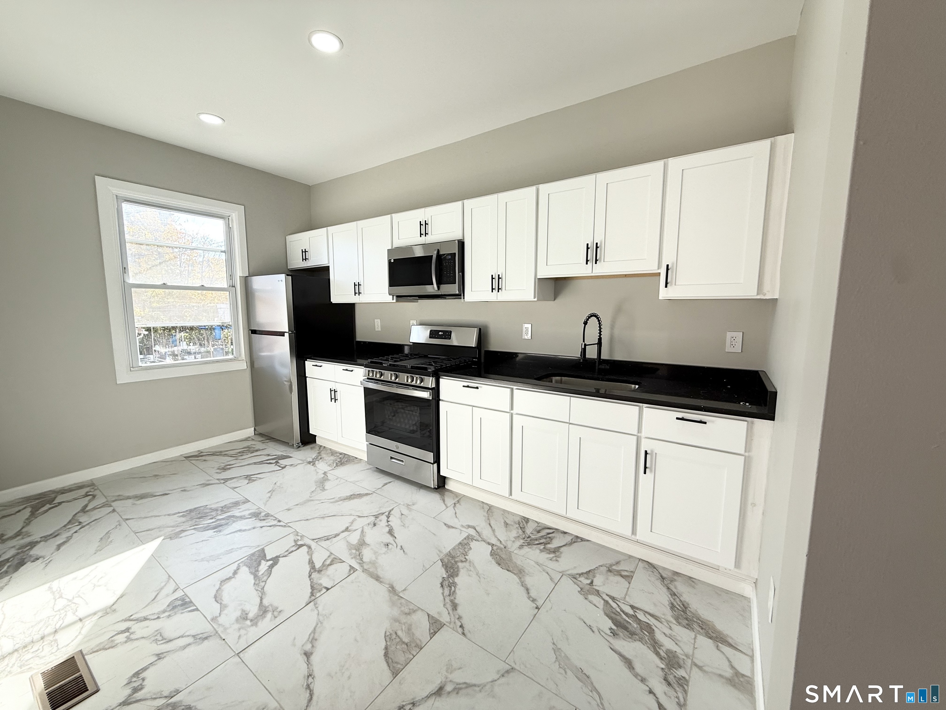 41 Howe Street New Haven CT 06511