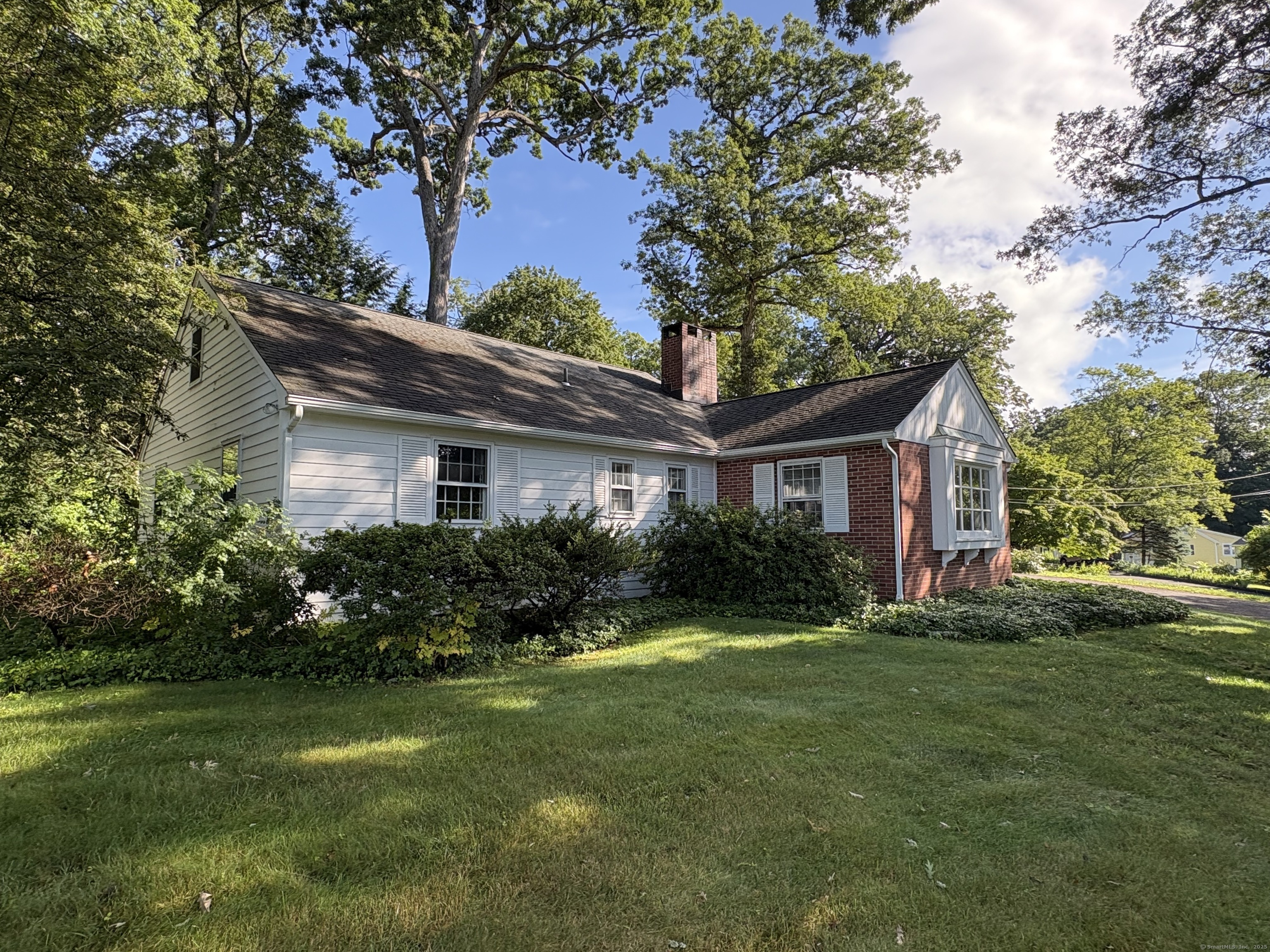 35 Marwick Manor New Milford CT 06776
