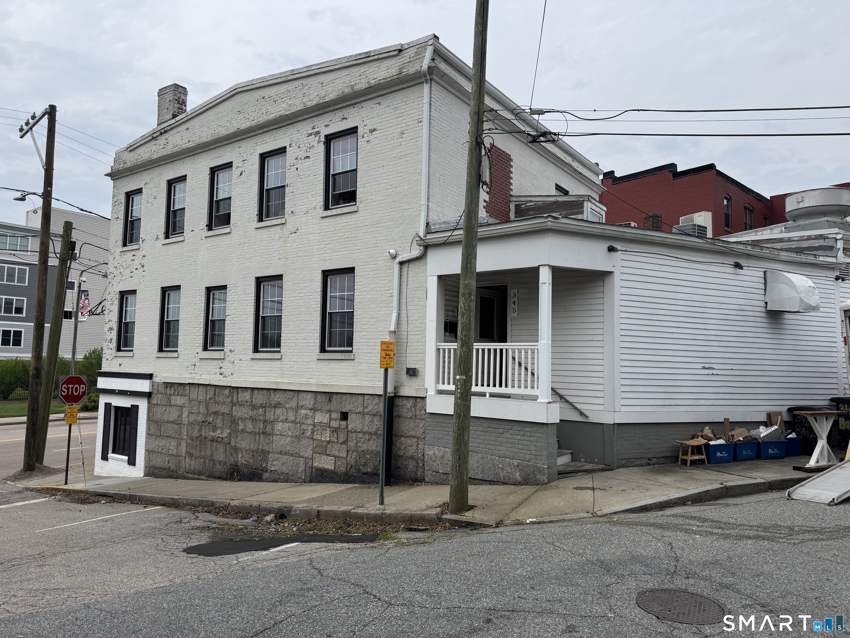 345 Bank Street New London CT 06320