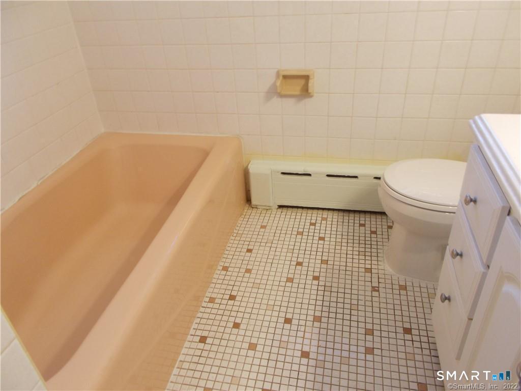 48 Price Street Bridgeport CT 06610