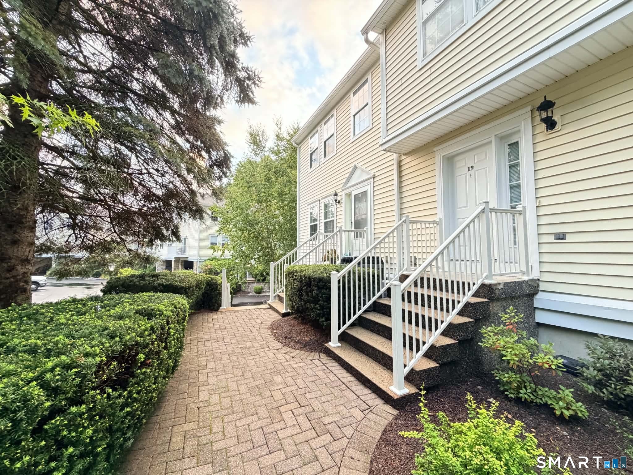 633 Danbury Road Ridgefield CT 06877