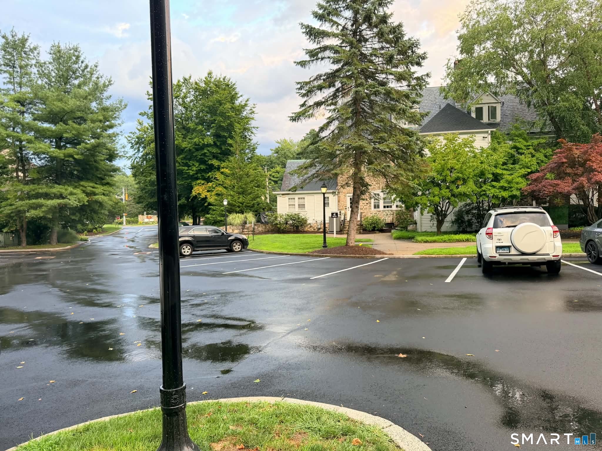 633 Danbury Road Ridgefield CT 06877