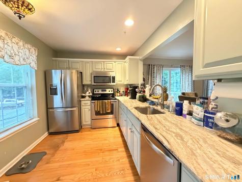 633 Danbury Road Ridgefield CT 06877