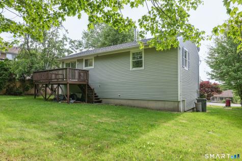 49 Tudor Lane Naugatuck CT 06770