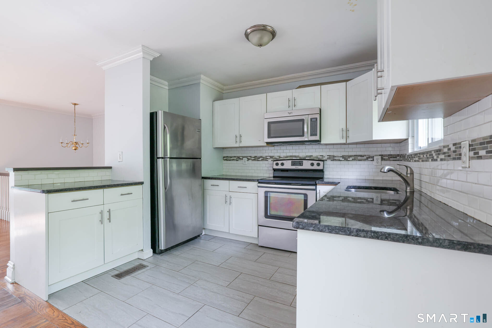49 Tudor Lane Naugatuck CT 06770