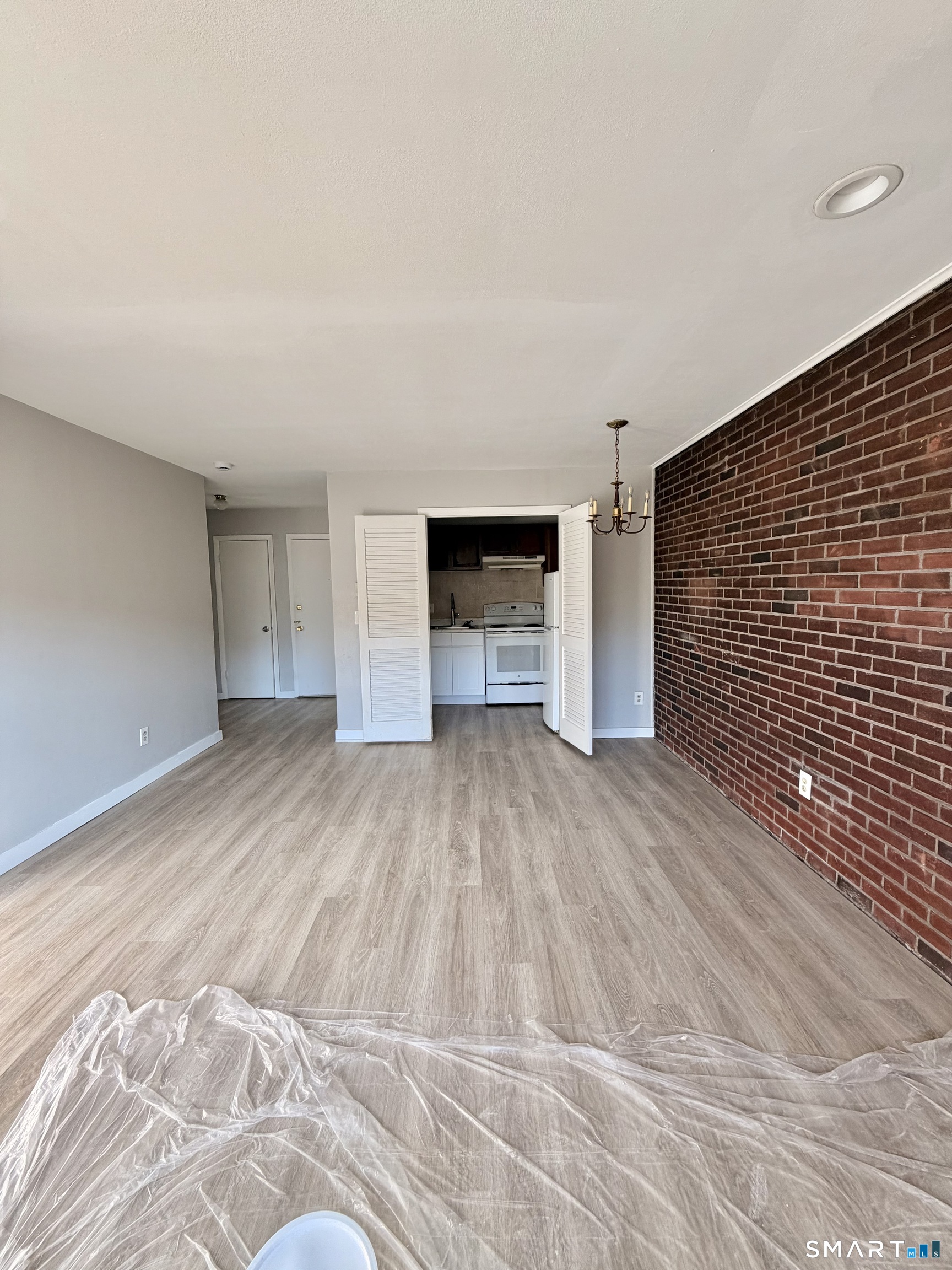 170 Canton Street West Haven CT 06516