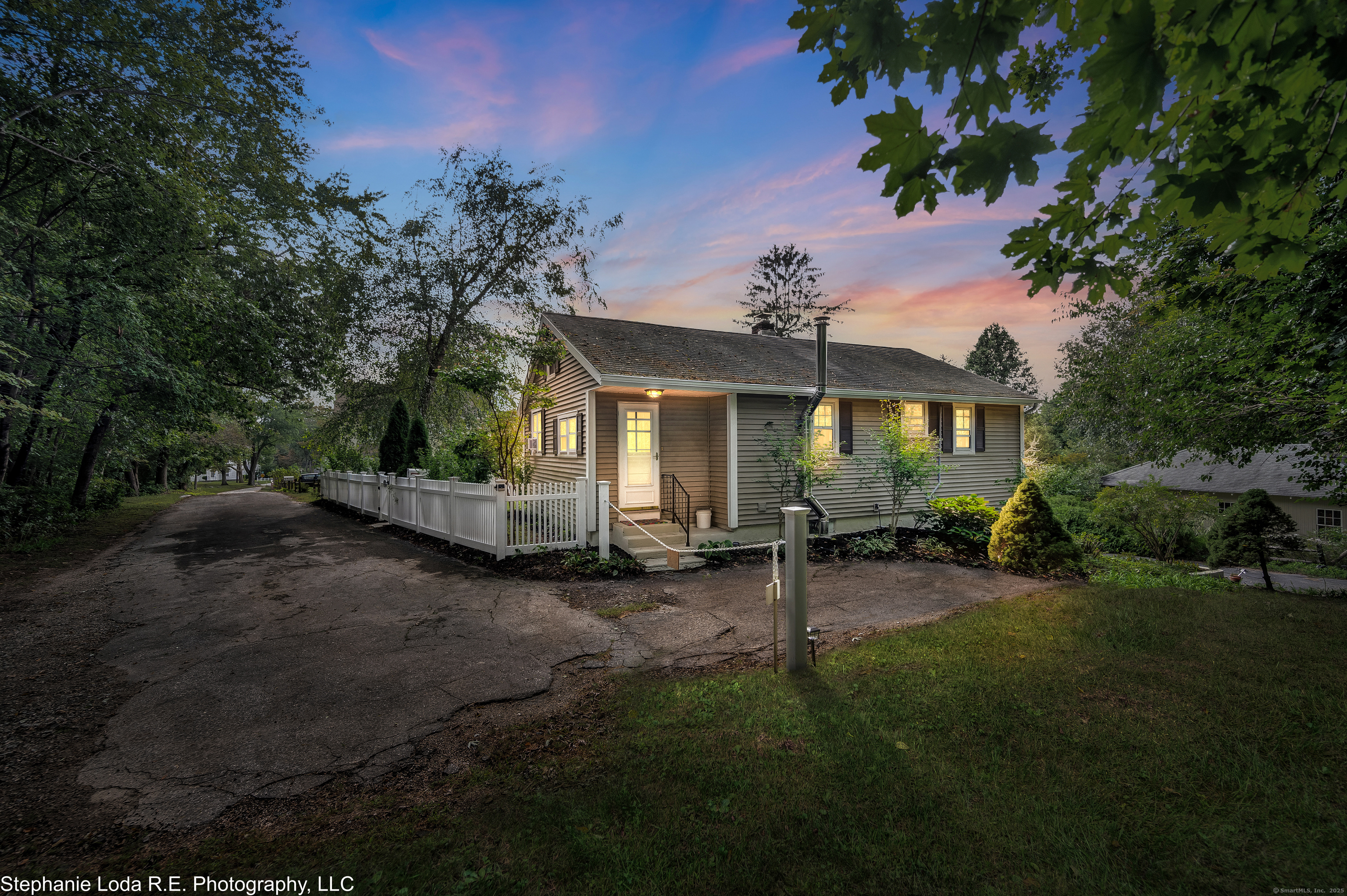 17 Platt Lane Deep River CT 06417