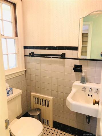 203 Ballard Drive West Hartford CT 06119