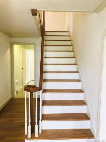 203 Ballard Drive West Hartford CT 06119