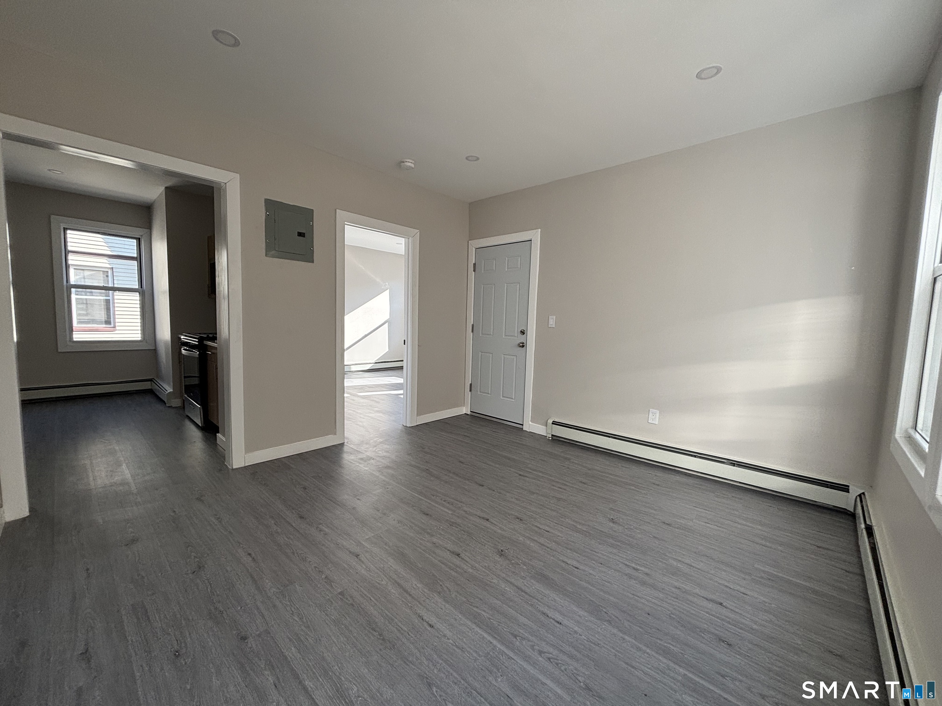 82-86 Waldorf Avenue Bridgeport CT 06605