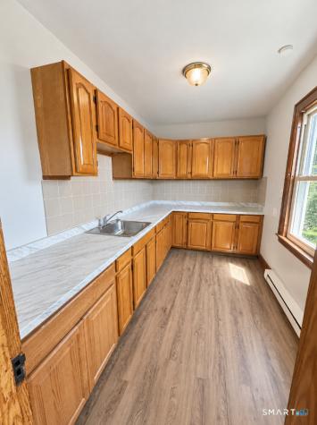 81 Chambers Street Waterbury CT 06708