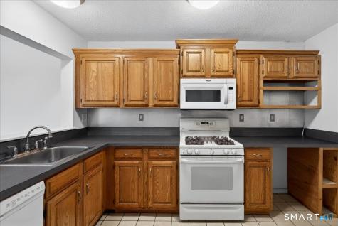 60 Coleman Street East Haven CT 06512