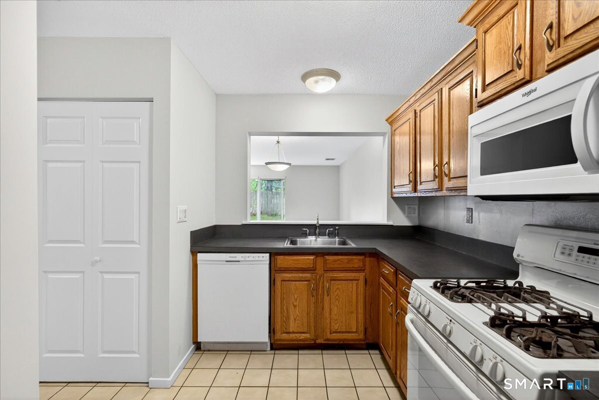60 Coleman Street East Haven CT 06512