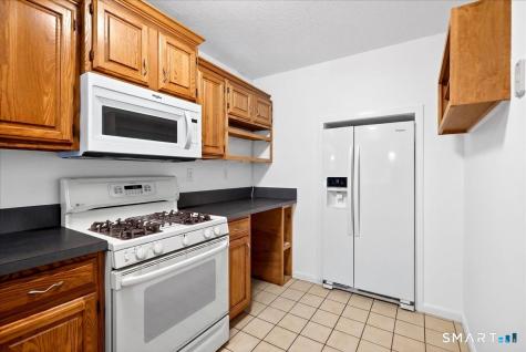 60 Coleman Street East Haven CT 06512