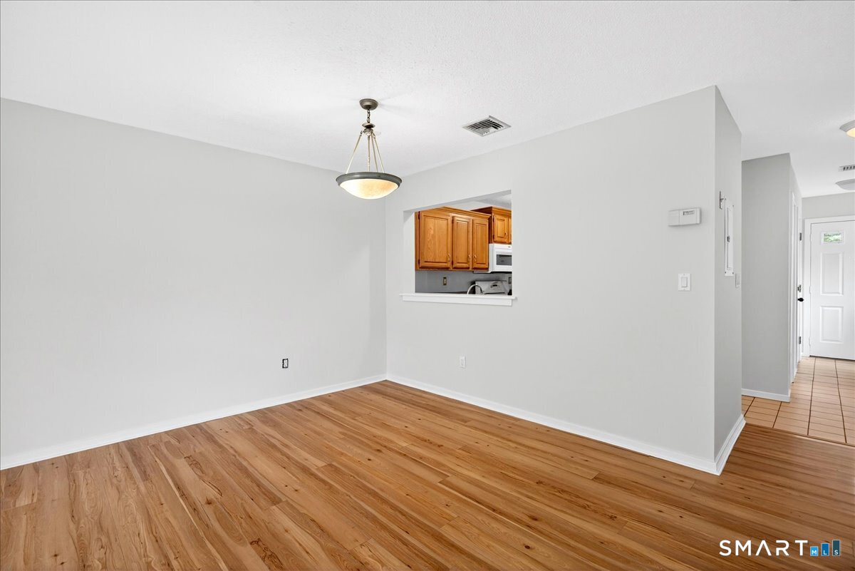 60 Coleman Street East Haven CT 06512