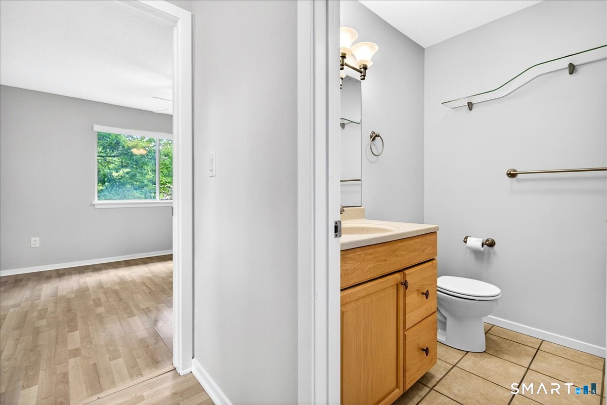 60 Coleman Street East Haven CT 06512