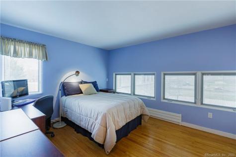 199 Goose Lane Guilford CT 06437