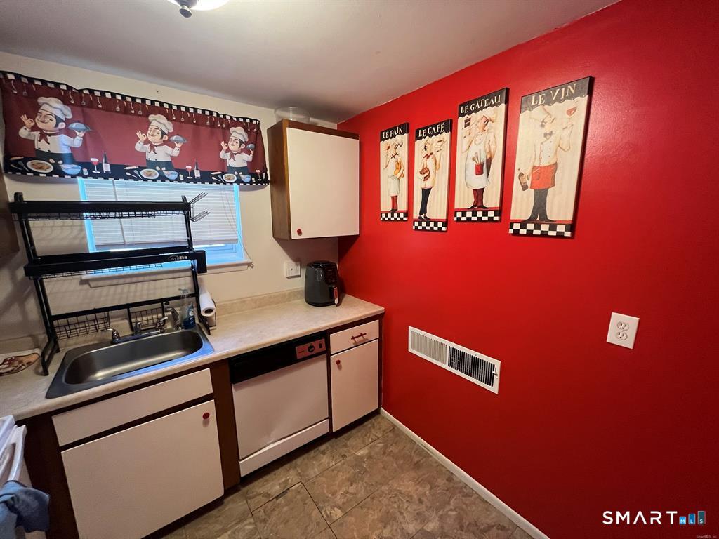 53 Wolcott Hill Road Wethersfield CT 06109