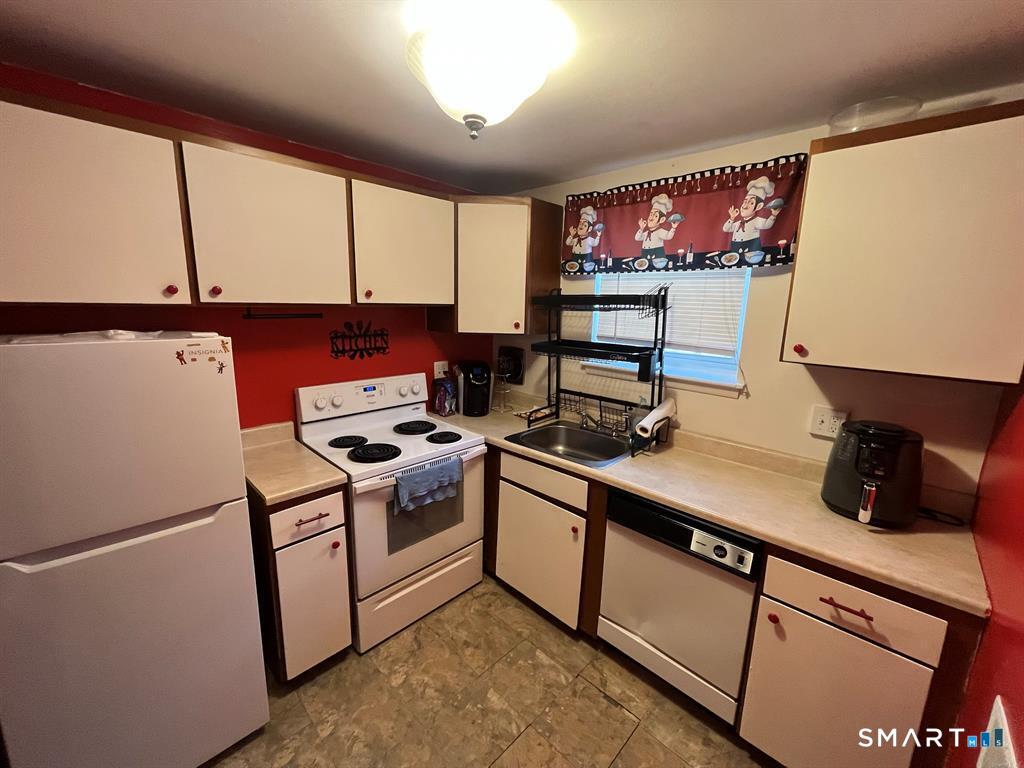 53 Wolcott Hill Road Wethersfield CT 06109