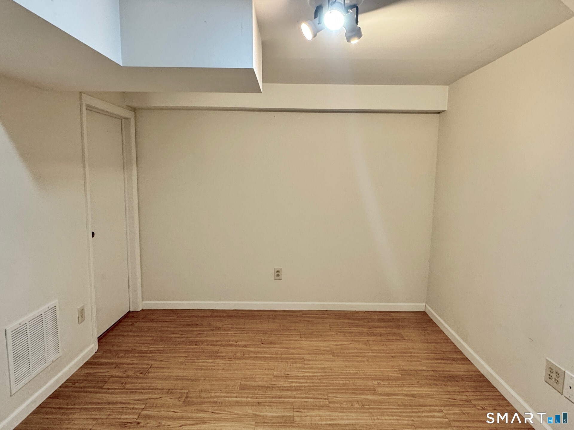52 Wilton Crest Wilton CT 06897