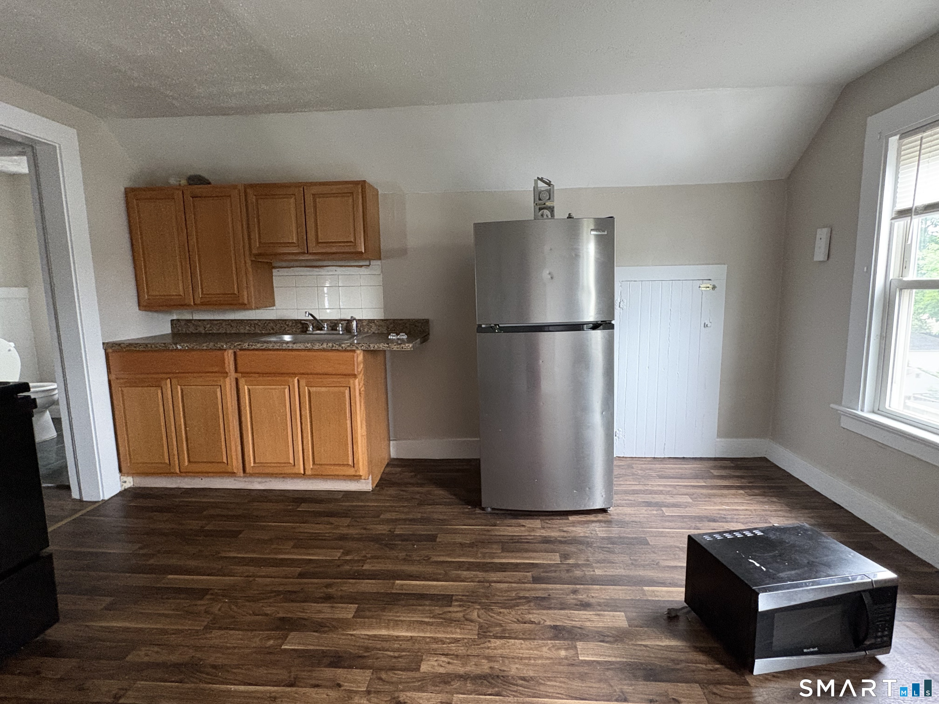 Meriden CT, 56 N First Street, Unit 3