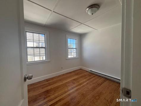 292 Ridgefield Avenue Bridgeport CT 06610