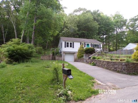 41 Bissell Place Seymour CT 06483