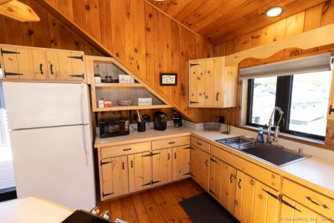 48 Swan Avenue Old Lyme CT 06371