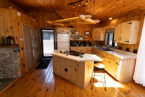 48 Swan Avenue Old Lyme CT 06371