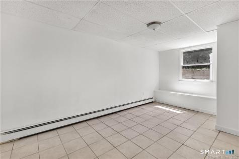 11 Hallmark Place Stamford CT 06906
