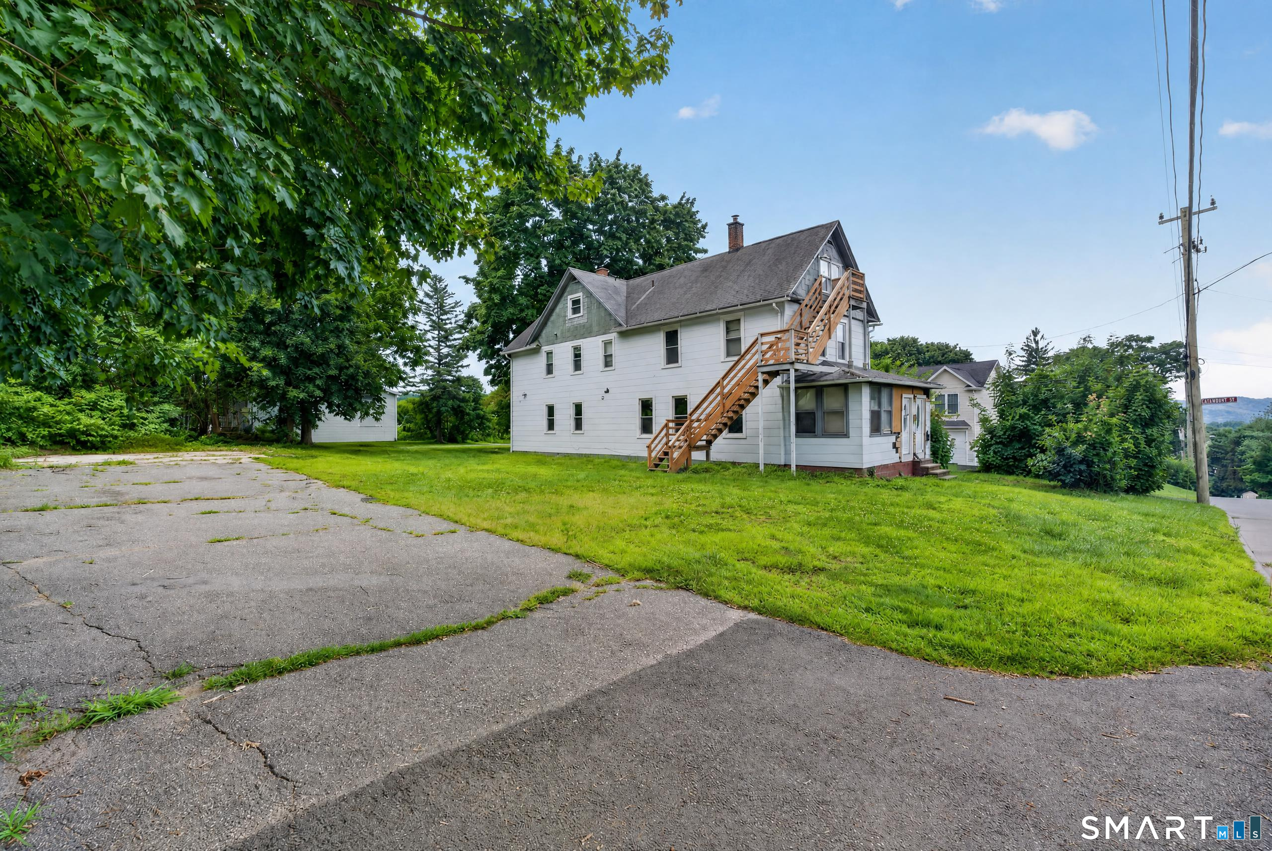 69 Johnson Street Naugatuck CT 06770