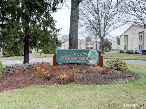 17 Little Oak Lane Rocky Hill CT 06067