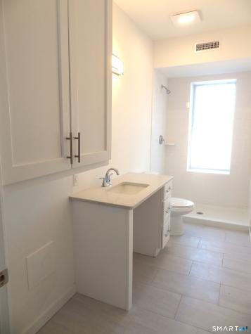 2806 Fairfield Avenue Bridgeport CT 06605