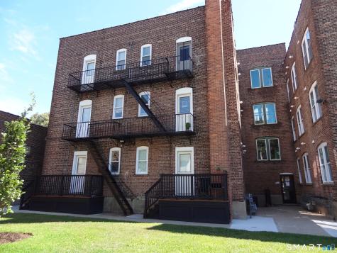 2806 Fairfield Avenue Bridgeport CT 06605