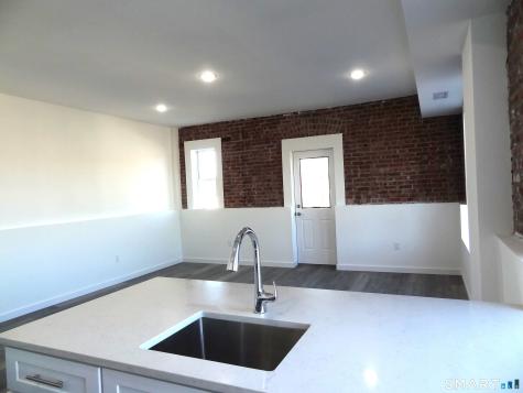 2806 Fairfield Avenue Bridgeport CT 06605