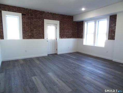 2806 Fairfield Avenue Bridgeport CT 06605