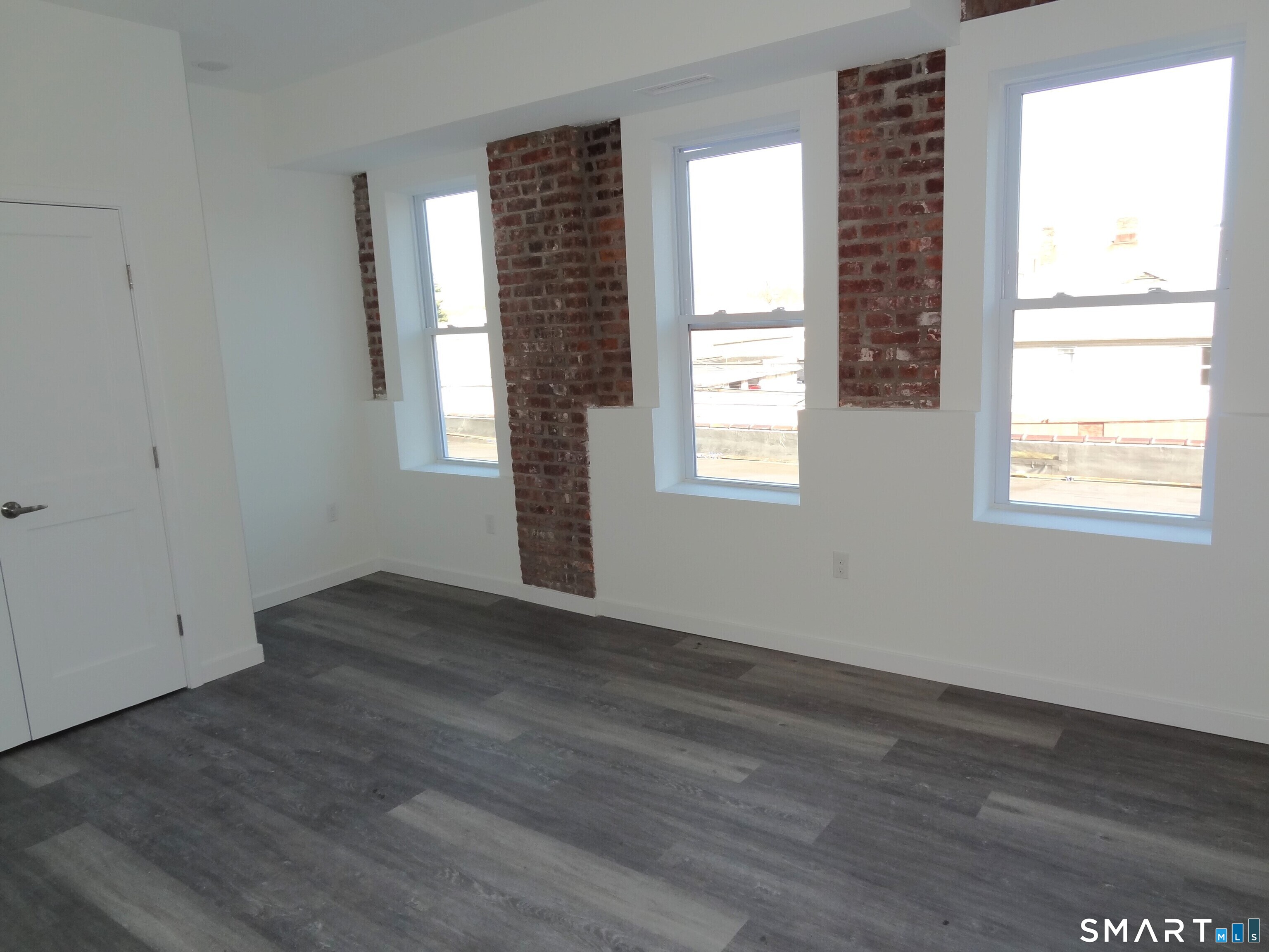 2806 Fairfield Avenue Bridgeport CT 06605