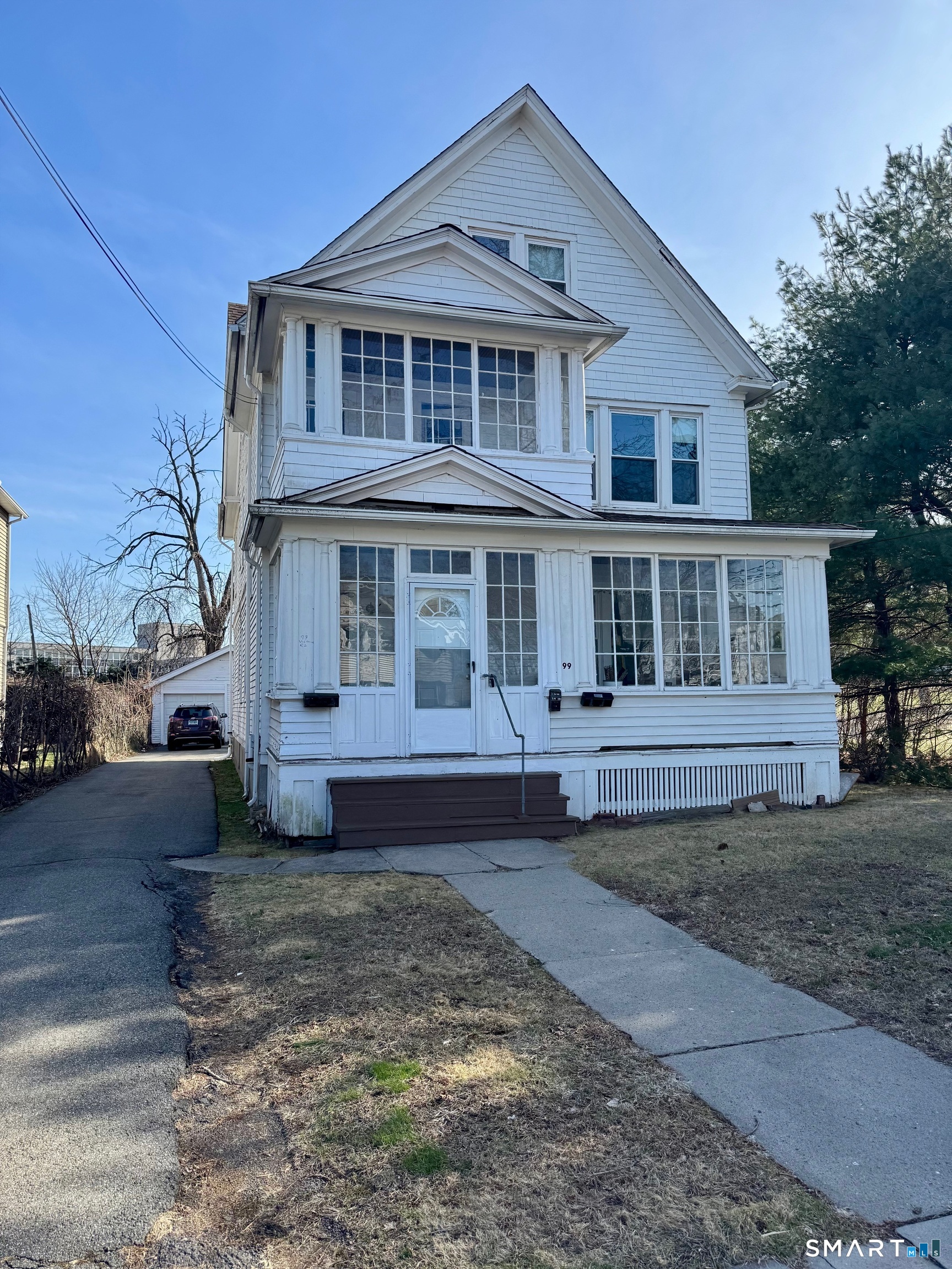 97-99 Victoria Road Hartford CT 06114