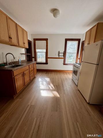 97-99 Victoria Road Hartford CT 06114