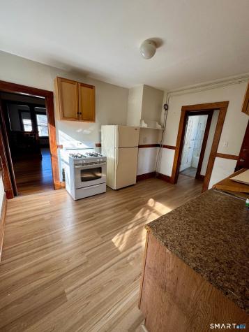 97-99 Victoria Road Hartford CT 06114