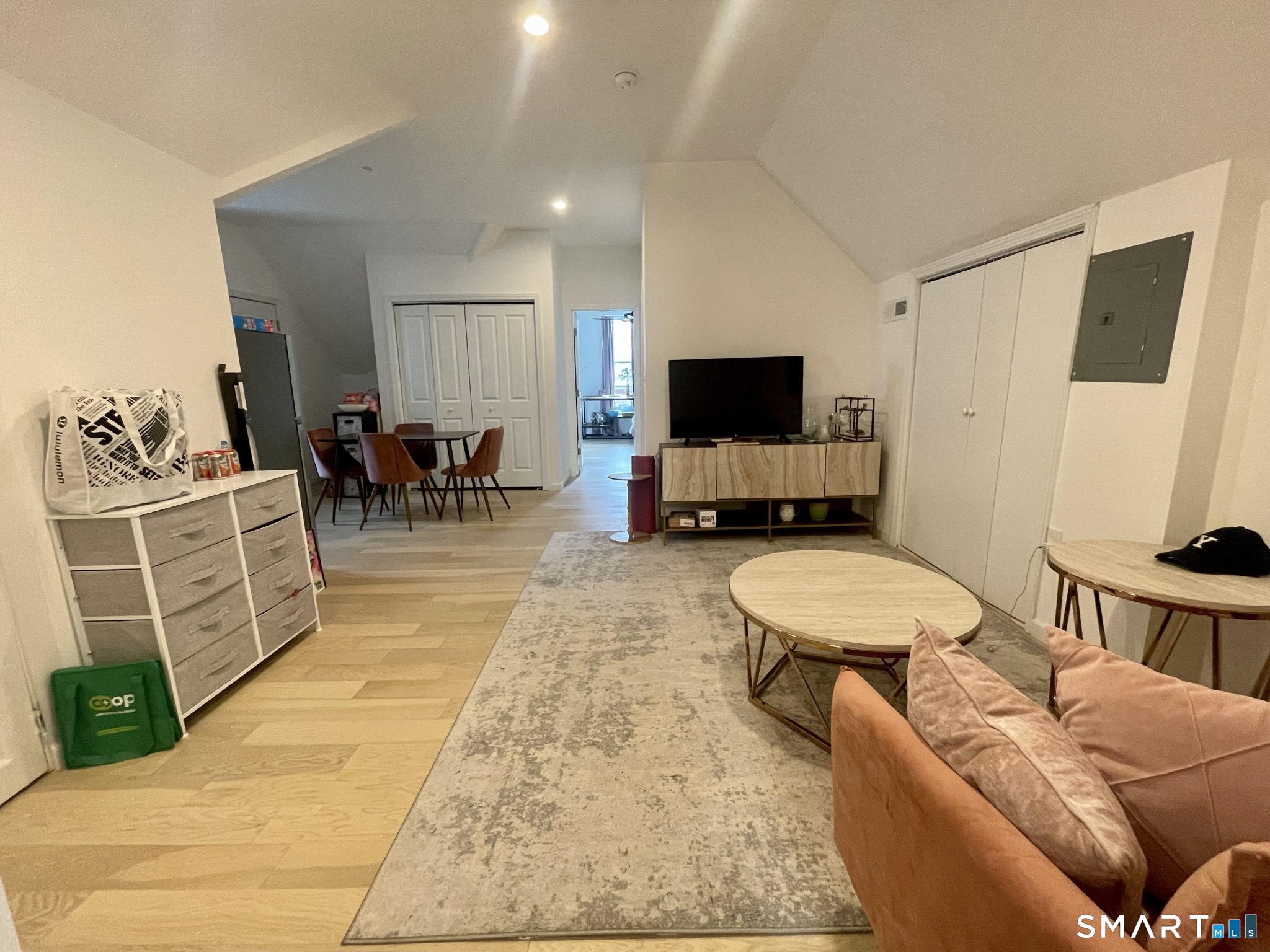 84 Lawrence Street New Haven CT 06511
