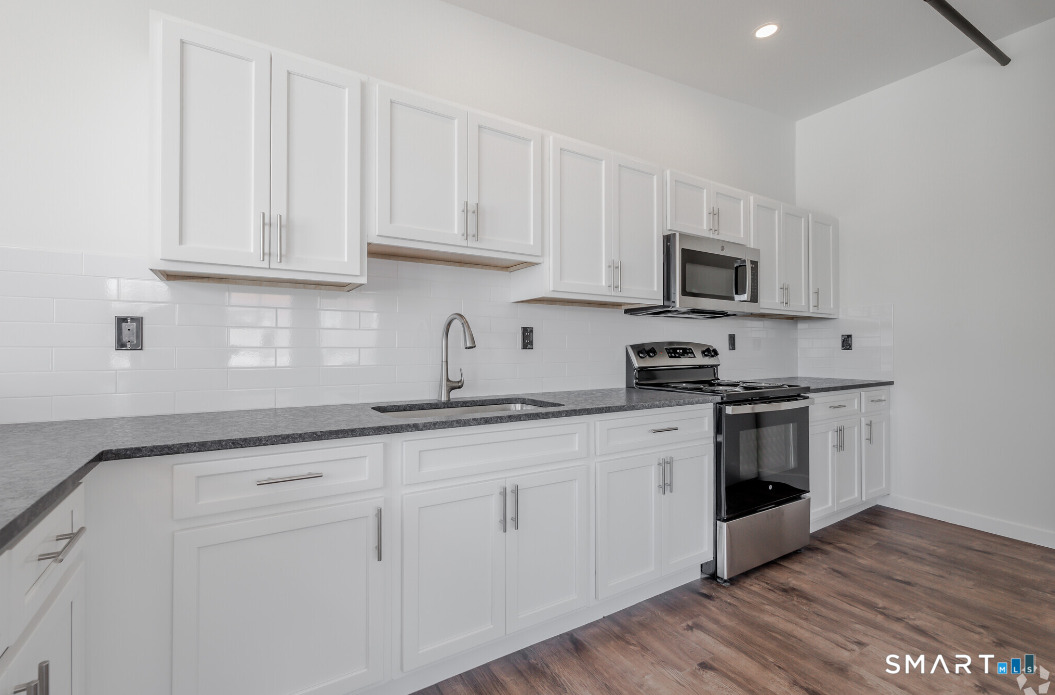 424 Main Street Middletown CT 06457
