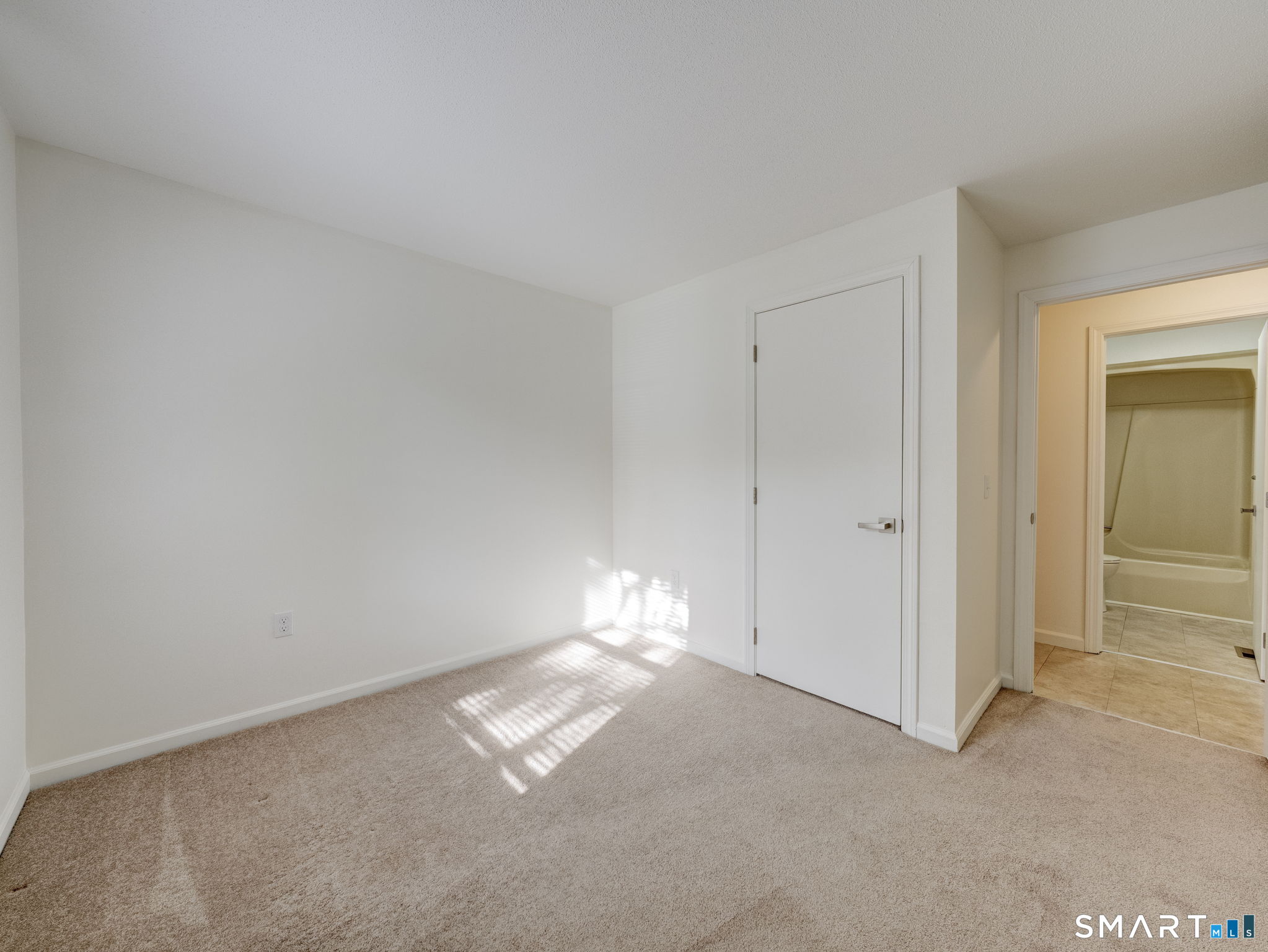 54 Oak Street Middletown CT 06457