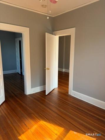 2744 Fairfield Avenue Bridgeport CT 06605