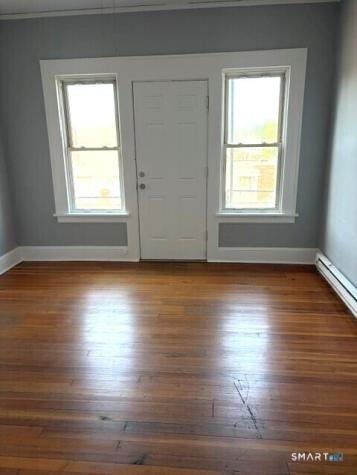 2744 Fairfield Avenue Bridgeport CT 06605