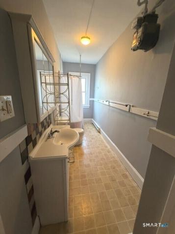 2744 Fairfield Avenue Bridgeport CT 06605