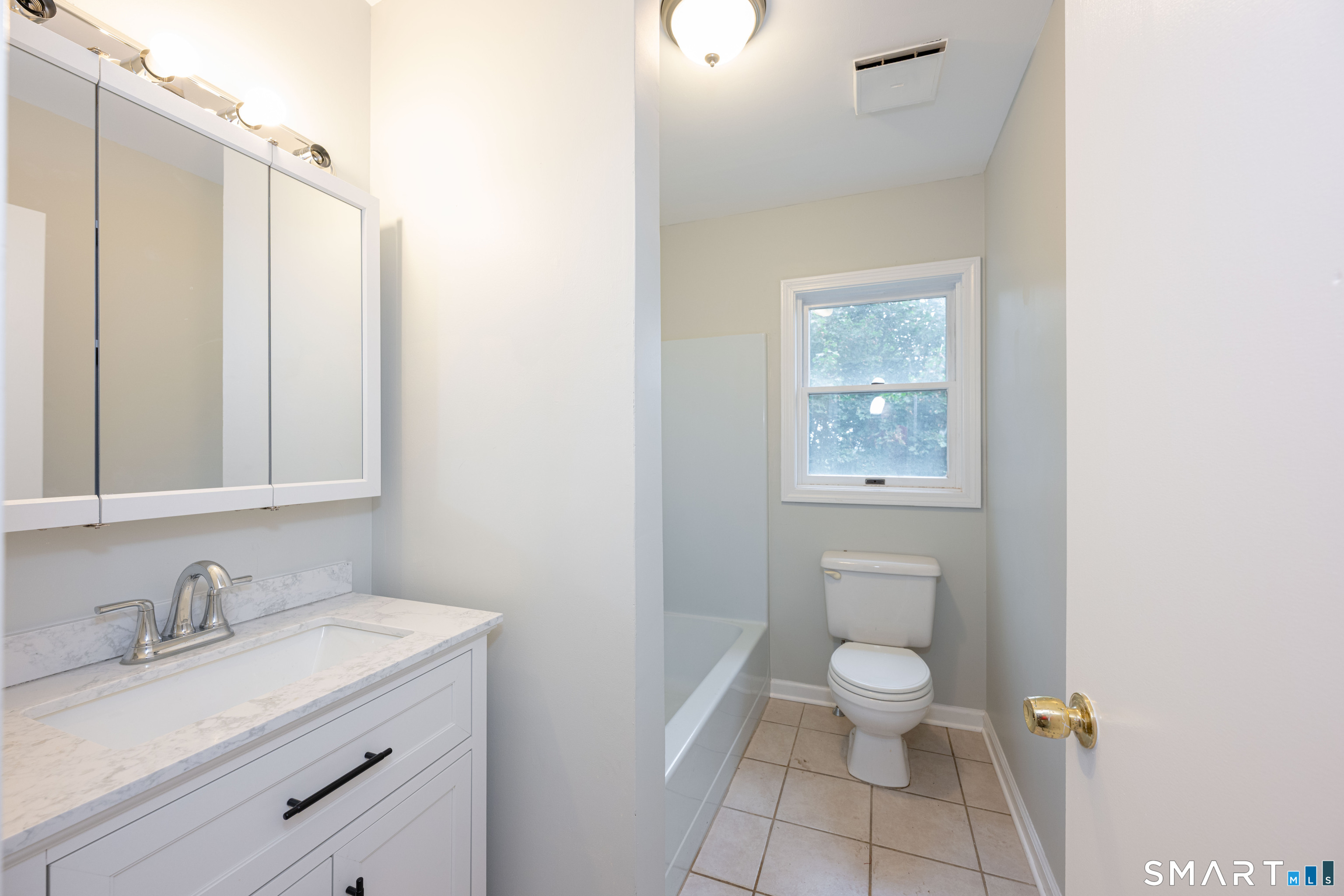 799 Foxon Road East Haven CT 06513