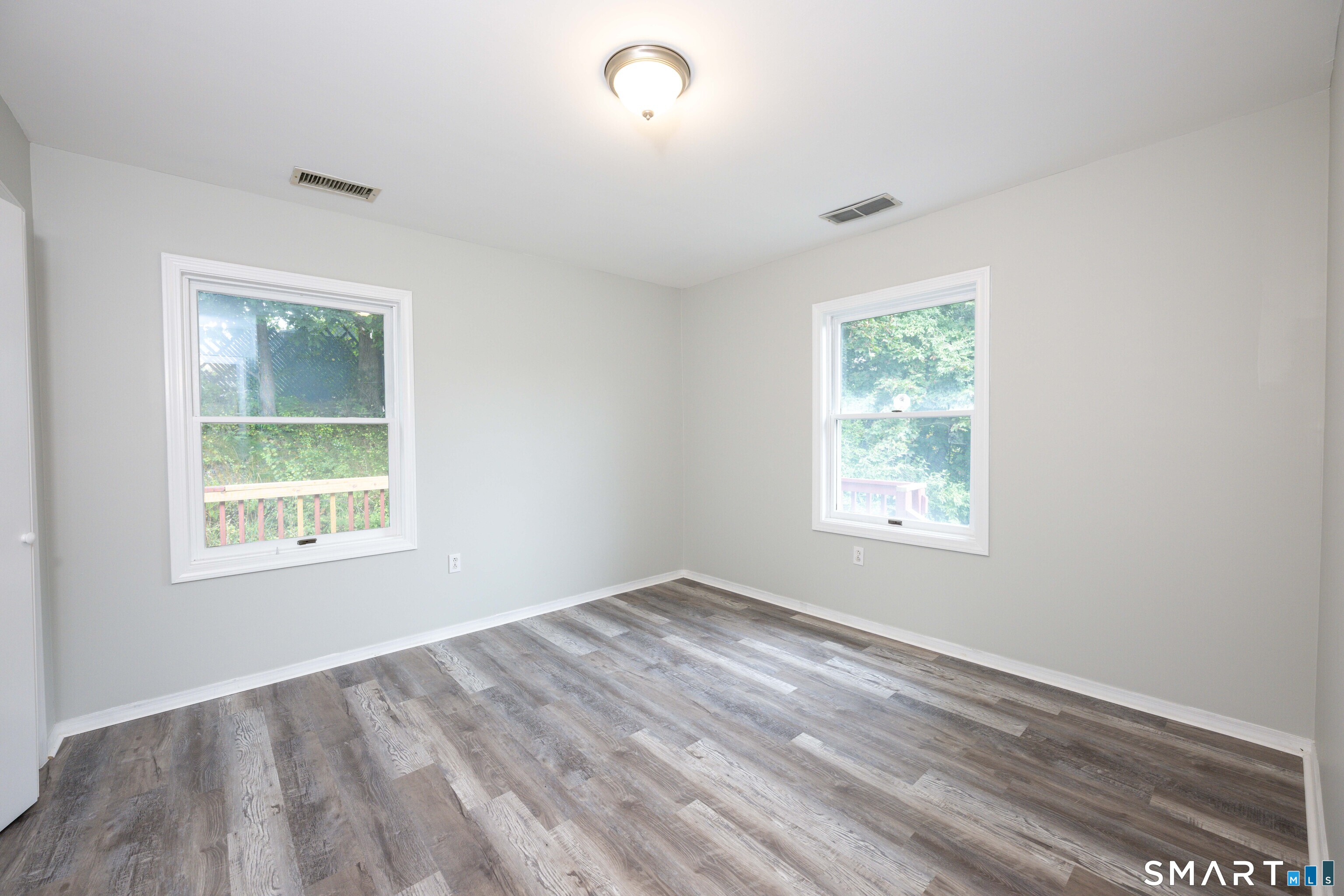 799 Foxon Road East Haven CT 06513