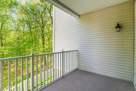 82 Suzie Drive Newtown CT 06470