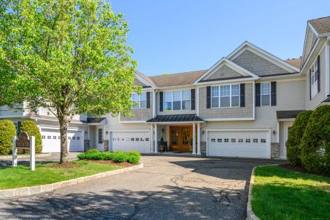 82 Suzie Drive Newtown CT 06470